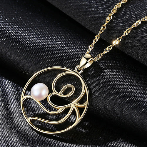 Freshwater Pearl & Carved Circle Pendant | Silver Necklace
