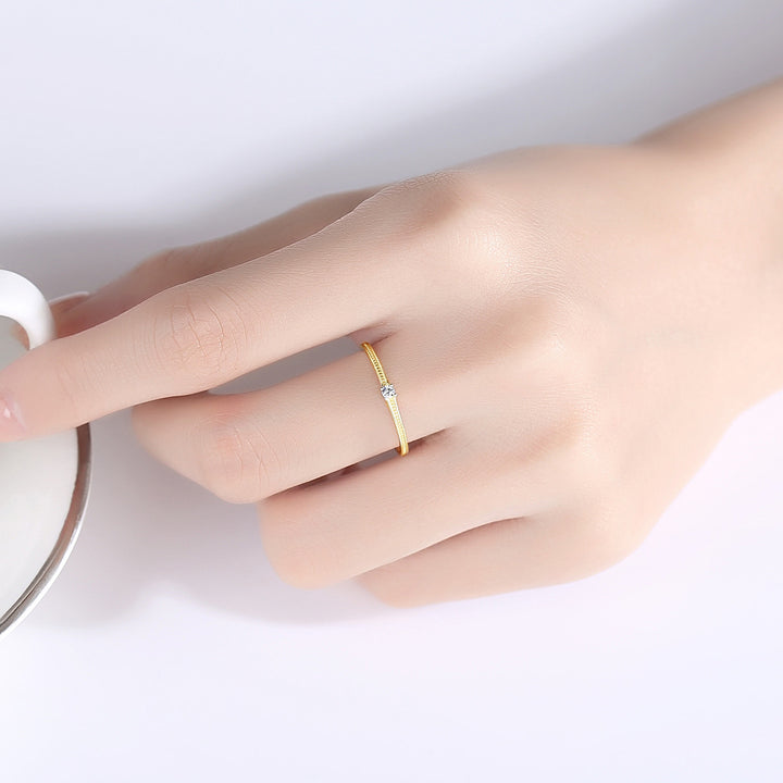 Minimalist Solitaire Ring | 925 Sterling Silver & 18K Gold